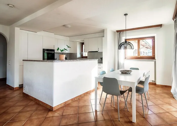 아파트 Lilia By Quokka 360 - Large Flat With Panoramic View Of Locarno 고르돌라